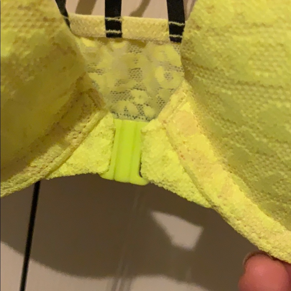 Victoria’s Secret Racerback - Picture 8 of 8